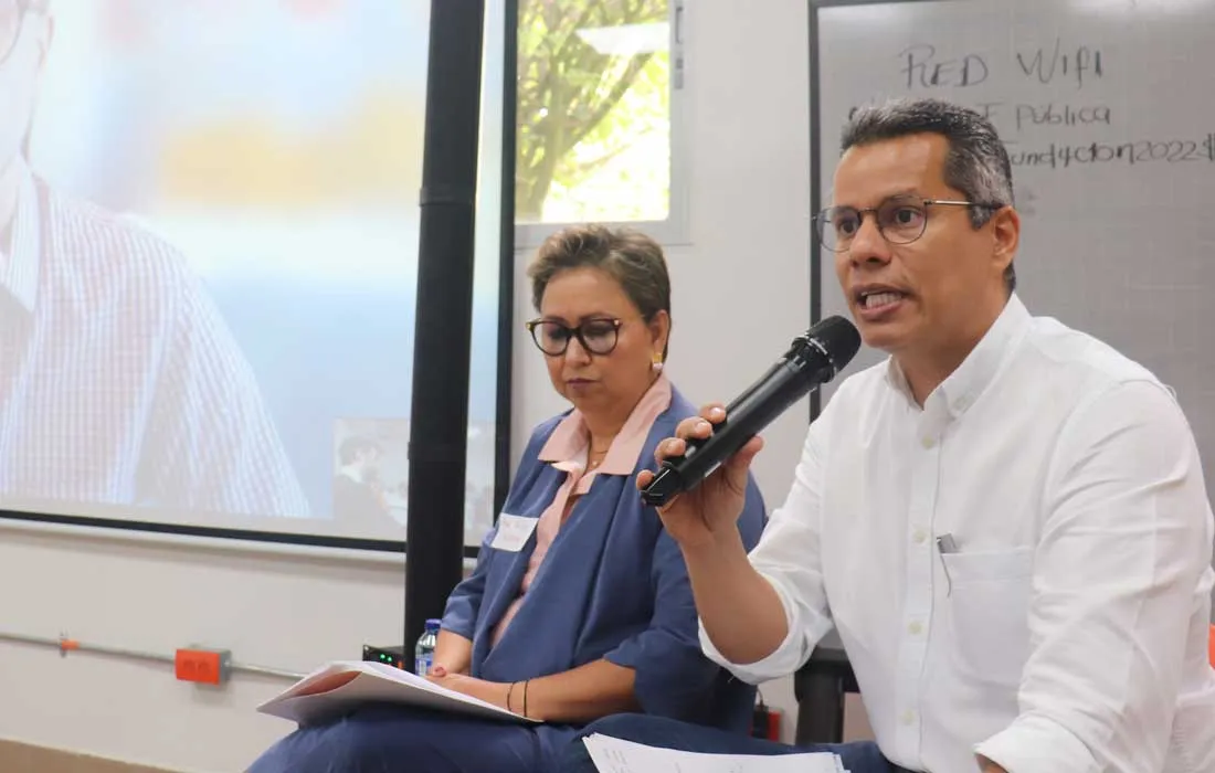 Centro de Riqueza Completa participó en la apertura de la Hackathon “Torneo Evoke” del Banco Mundial Centro de Riqueza Completa participó en la apertura de la Hackathon “Torneo Evoke” del Banco Mundial