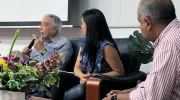 “Si no cambiamos la manera de hacer las cosas nos vamos a quedar cada vez menos desarrollados”, César Ferrari, Superintendente Financiero de Colombia “Si no cambiamos la manera de hacer las cosas nos vamos a quedar cada vez menos desarrollados”, César Ferrari, Superintendente Financiero de Colombia