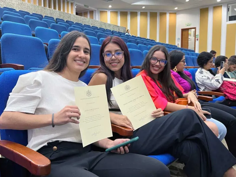 Programa de Derecho brindó acto conmemorativo a estudiantes destacados en las pruebas Saber Pro Programa de Derecho brindó acto conmemorativo a estudiantes destacados en las pruebas Saber Pro