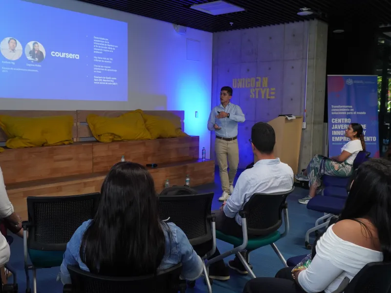 Charla:” Investiga, protege y transfiere” en Exposemilleros 2025 Charla:” Investiga, protege y transfiere” en Exposemilleros 2025